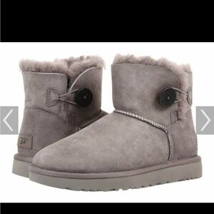 Ugg mini Bailey one button